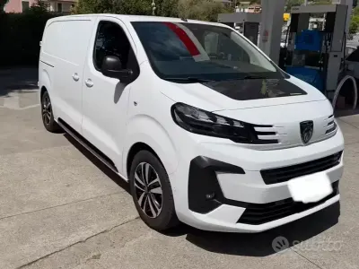 Gebraucht Peugeot Expert 177 PS (130 kW) 2025 Van