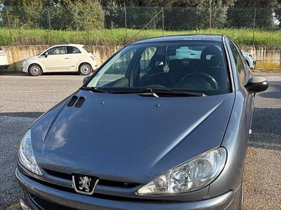Usata Peugeot 206 68 CV (50 kW) 2008 Grigio Utilitaria