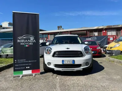 Usata Mini Park Lane Countryman 111 CV (81 kW) 2015 Bianco SUV