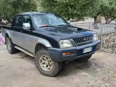 Usata Mitsubishi L200