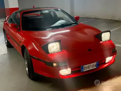 Usata Toyota MR2 156 CV (114 kW) 1991 Rosso Cabrio