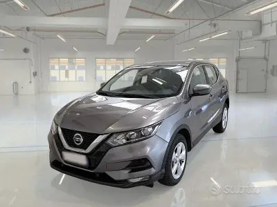 Usata Nissan Qashqai 116 CV (85 kW) 2020 Grigio SUV