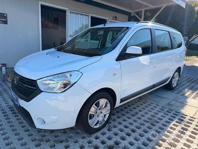 Usata Dacia Lodgy Stepway 115 CV (84 kW) 2018 Bianco Monovolume