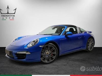 Usata Porsche 911 400 CV (294 kW) 2015 Azzurro Cabrio