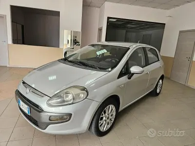 Usata Fiat Punto Evo S 95 CV (69 kW) 2011 Grigio Utilitaria