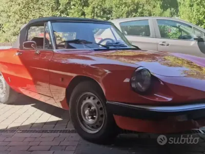 Usata Alfa Romeo 2000 Veloce 128 CV (94 kW) 1982 Rosso Coupé