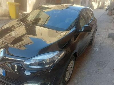 Usata Renault Mégane LIMITED 110 CV (80 kW) 2014 Berlina