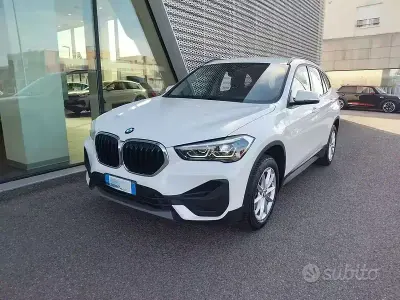 Usado BMW X1 Advantage 150 HP (110 kW) 2020 Branco SUV