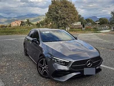 Occasion Mercedes A180 AMG Line Premium 116 ch (85 kW) 2024 Gris Berline
