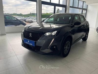 Usata Peugeot 2008 Active 110 CV (80 kW) 2022 Gray SUV