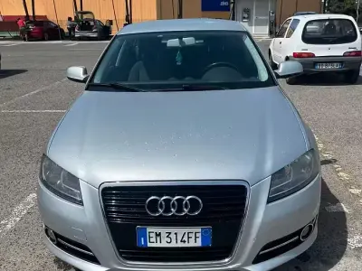 Usata Audi A3 90 CV (66 kW) 2012 Grigio Utilitaria