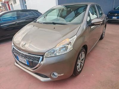 Occasion Peugeot 208 Active 82 ch (60 kW) 2014 Doré Citadine