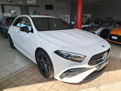 Usata Mercedes A180 AMG Line Premium 116 CV (85 kW) 2024 Bianco Berlina