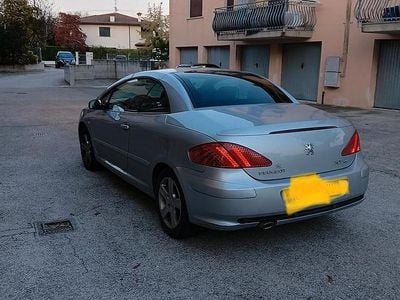 Begagnad Peugeot 307 CC 109 HK (80 kW) 2004 Grå Cab
