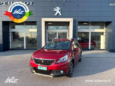 Usata Peugeot 2008 Allure 110 CV (80 kW) 2019 Rosso SUV