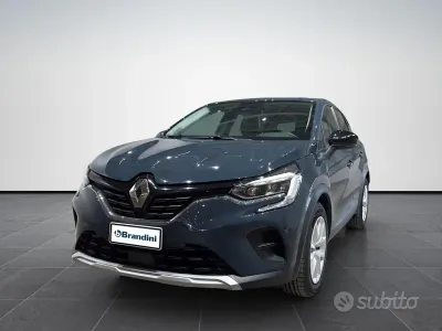 Usata Renault Captur Equilibre 94 CV (69 kW) 2023 Blu SUV