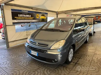 Usata Citroën Xsara Picasso Elegance 109 CV (80 kW) 2007 Grigio Monovolume