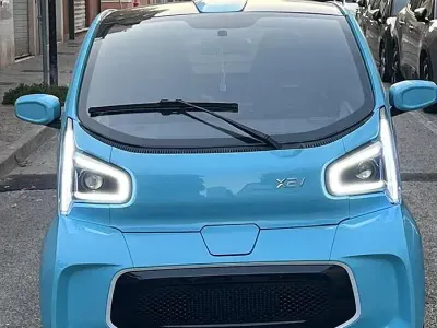 Usata XEV Yoyo 7 kW (10 CV) 2024 Bluazzurro Utilitaria