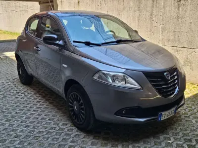 Usata Lancia Ypsilon S 86 CV (63 kW) 2015 Grigio Utilitaria