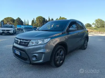 Usata Suzuki Vitara 120 CV (88 kW) 2017 Grigio SUV