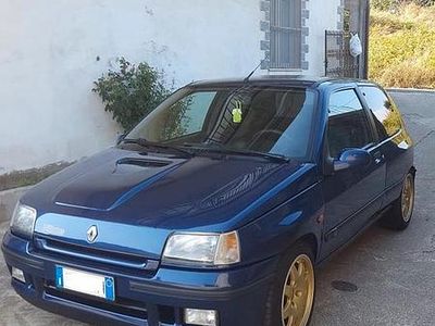 Usata Renault Clio 150 CV (110 kW) 1995 Berlina