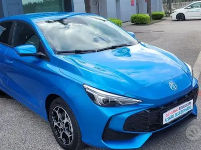 Usata MG MG3 Luxury 102 CV (75 kW) 2024 Blu Utilitaria