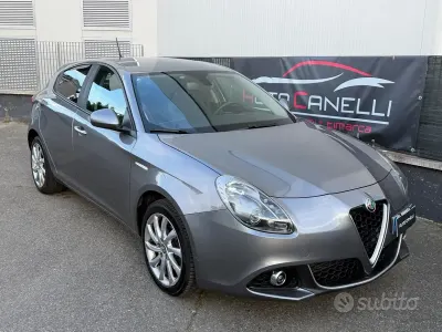 Second-hand Alfa Romeo Giulietta 120 CP (88 kW) 2019 Gri Hatchback