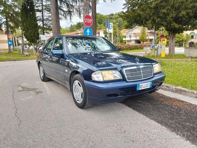 Mercedes C200