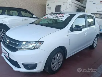 Usata Dacia Sandero 75 CV (55 kW) 2015 Bianco Utilitaria