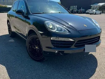 Usata Porsche Cayenne Diesel 250 CV (183 kW) 2014 Nero SUV