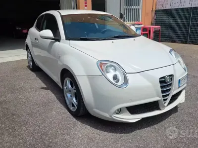 Usata Alfa Romeo MiTo Distinctive 105 CV (77 kW) 2009 Bianco Utilitaria