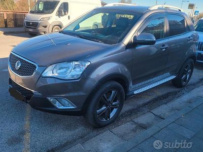 Usata Ssangyong (KGM) Korando 175 CV (128 kW) 2011 Grigio SUV