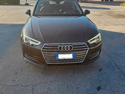 Usata Audi A4 Business 150 CV (110 kW) 2017 Grigio Station wagon