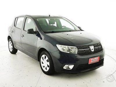 Usata Dacia Sandero Ambiance 75 CV (55 kW) 2017 Blu Berlina