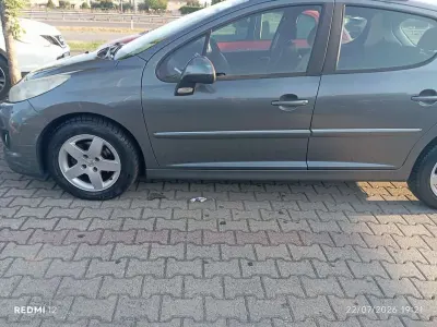 Usata Peugeot 207 Allure 68 CV (50 kW) 2011 Grigio Berlina