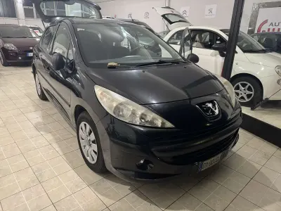 Begagnad Peugeot 207