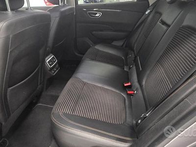 Usata Renault Talisman Intens 130 CV (95 kW) 2017 Grigio Station wagon