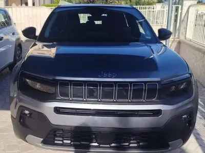 Usata Jeep Avenger Altitude 101 CV (74 kW) 2025 Grigio SUV