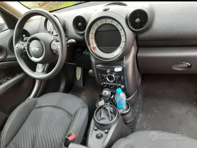Usata Mini Cooper 143 CV (105 kW) 2014 Nero Utilitaria