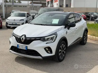 Second-hand Renault Captur Techno 101 CP (74 kW) 2023 Alb SUV