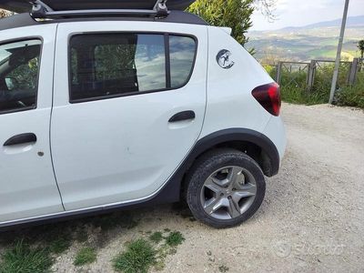 Usata Dacia Sandero Stepway 90 CV (66 kW) 2017 Bianco Utilitaria