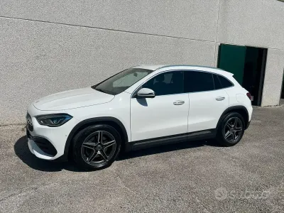 Usata Mercedes GLA180 Premium 116 CV (85 kW) 2023 Bianco SUV