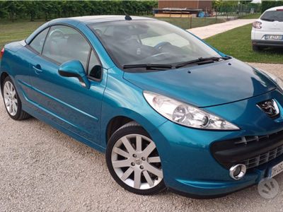 Blu Usata 2006 Peugeot 207 CC Cabrio | 2500 €