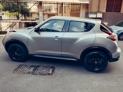 Usata Nissan Juke Tekna 110 CV (80 kW) 2018 Grigio SUV