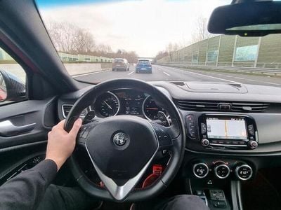 Rosso Usata 2016 Alfa Romeo Giulietta Quadrifoglio Verde Utilitaria | 15.000 € (Ottimo prezzo)