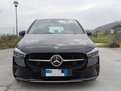 Usata Mercedes B180 Advanced Plus 116 CV (85 kW) 2024 Nero Utilitaria