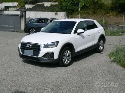 Usata Audi Q2 Business 150 CV (110 kW) 2023 Bianco SUV