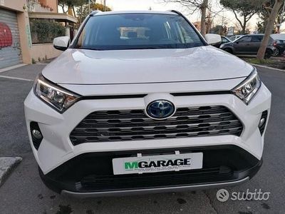 Usata Toyota RAV4 Business Edition 178 CV (130 kW) 2021 Bianco SUV