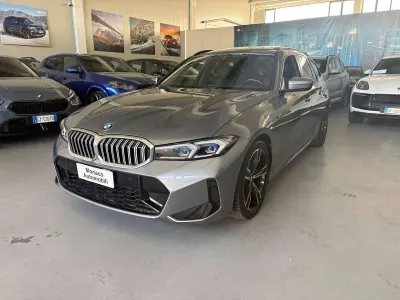 Usata BMW 320 M Sport 190 CV (139 kW) 2022 Skyscraper grau metallic Station wagon