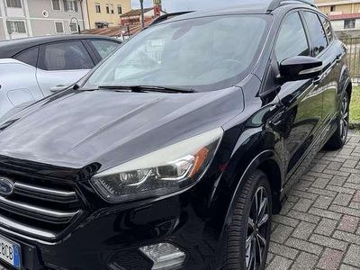 Usata Ford Kuga ST-Line 120 CV (88 kW) 2017 Nero SUV